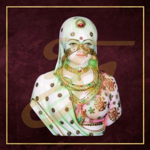 Lady Figure Statue 02